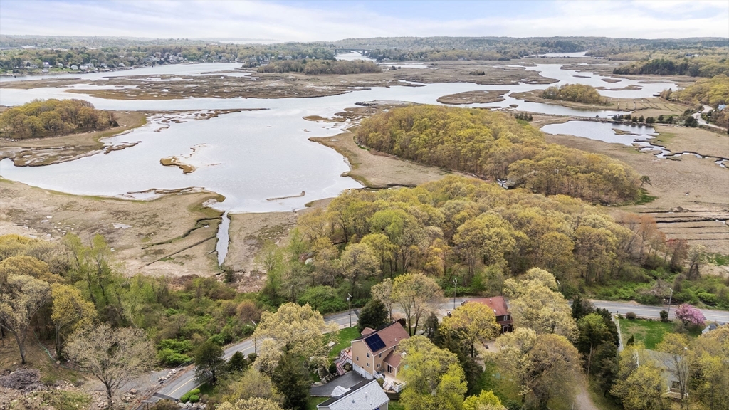 178 Atlantic Street Gloucester, MA 01930 - Photo 32 of 36