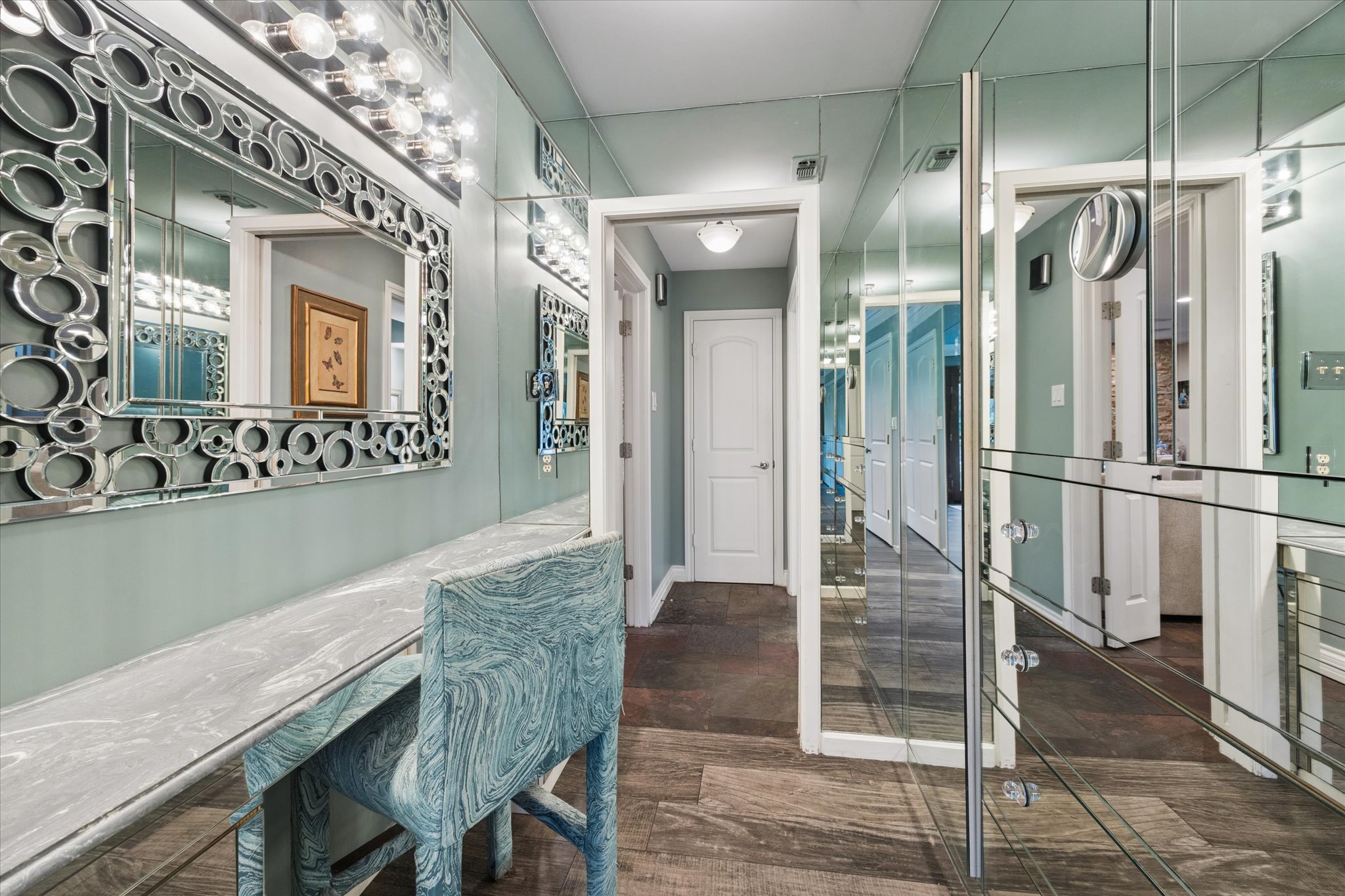 13723 Taylorcrest Road Houston, TX 77079 - Photo 22 of 42 Gallery Image 22
