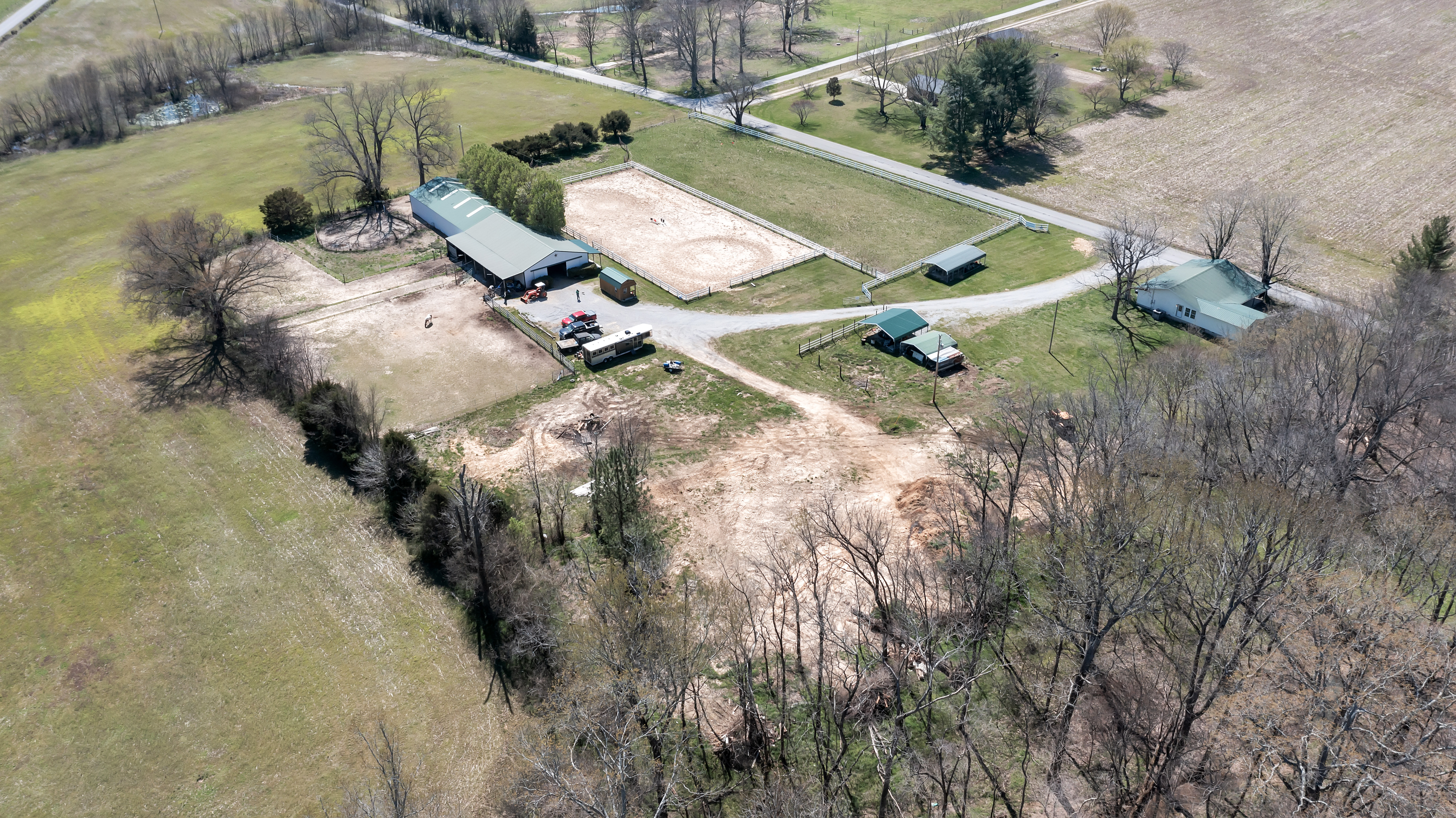 2073 Harpo Road Manchester, TN 37355 - Photo 44 of 45 an aerial view of houses with outdoor space