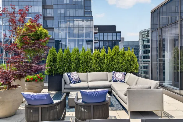 $3,500,000 | 135 Seaport Boulevard, Unit 2007, Boston, MA 02210
