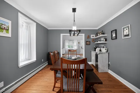 $425,000 | 35 Manor Avenue, Oaklyn, NJ 08107
