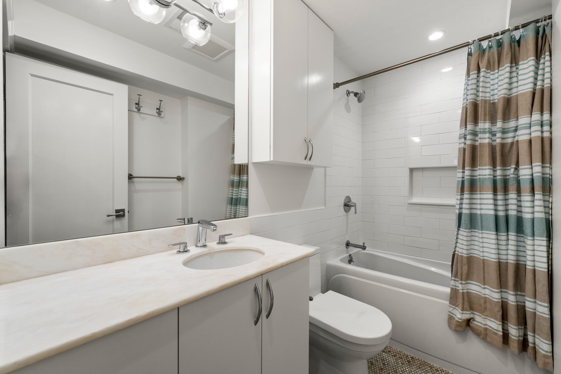 34 Dwight Street, Unit 1 Boston, MA 02118 - Photo 19 of 33 a bathroom with a sink toilet and shower