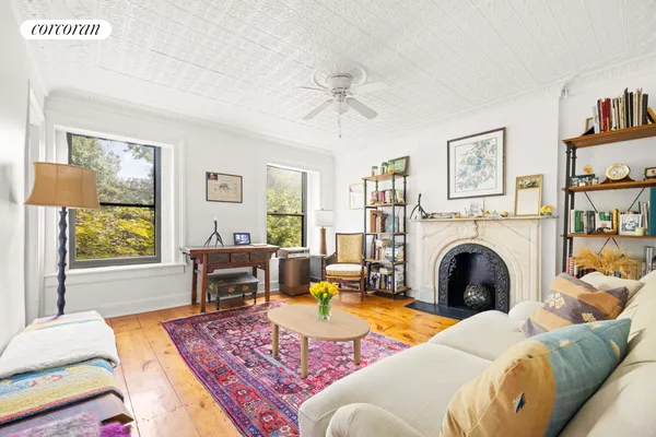 $6,500 | 74 3rd Place, Unit 3E | Carroll Gardens