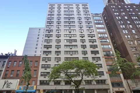 $420,000 | 411 East 57th Street, Unit 7C | Sutton Place