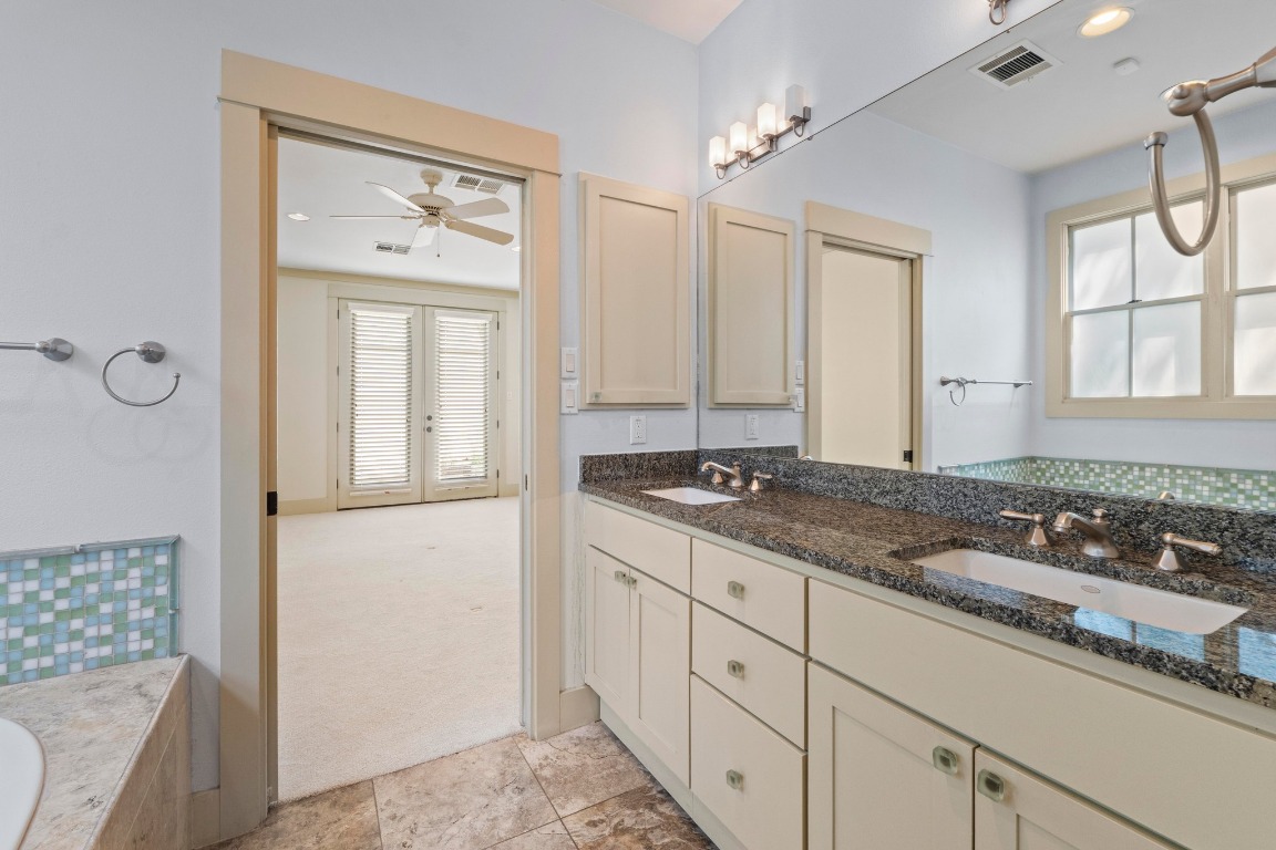 3810 Ridgelea Drive, Unit A Austin, TX 78731 - Photo 16 of 33