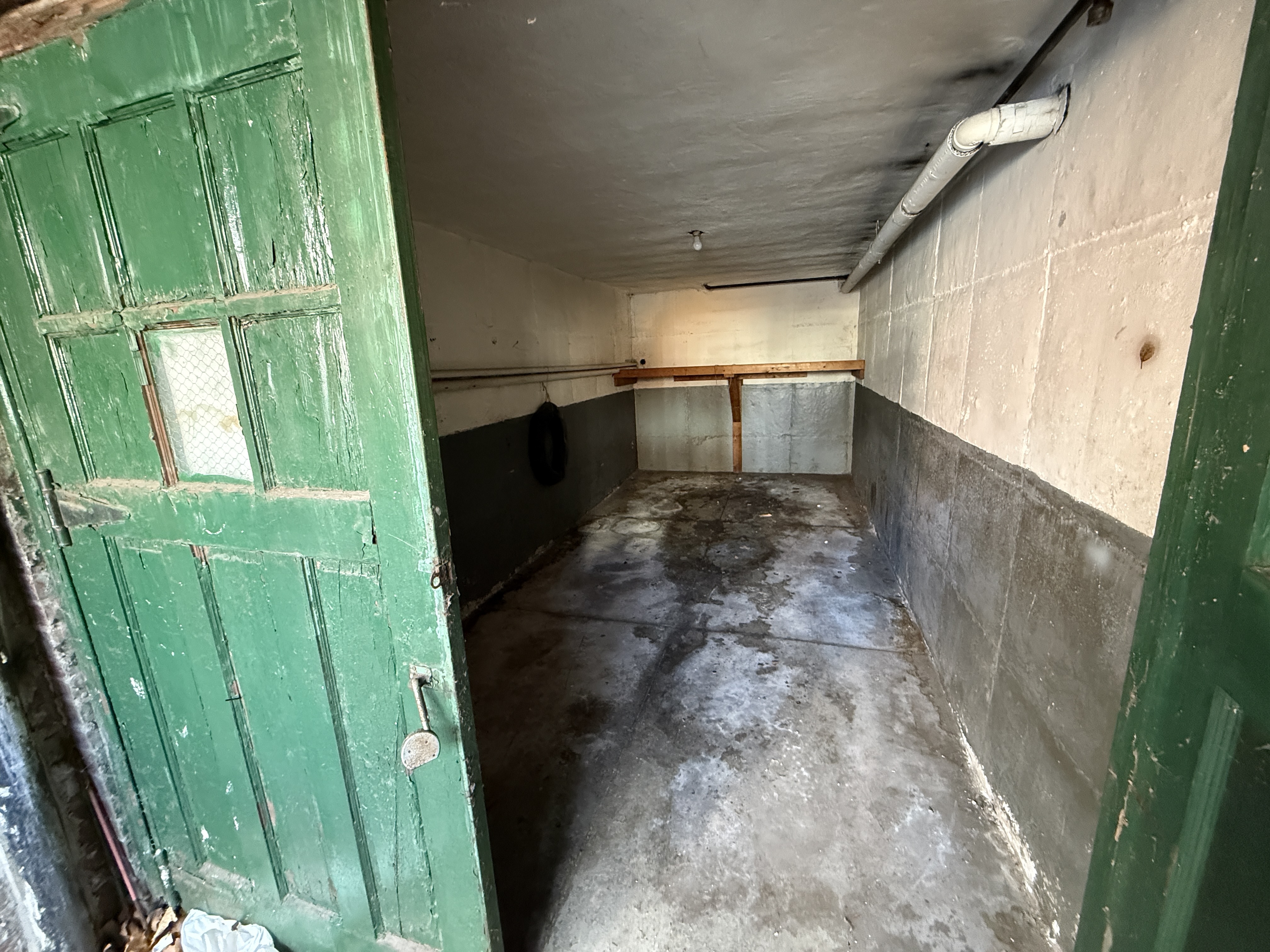 854 Bay Ridge Avenue Brooklyn, NY 11220 - Photo 2 of 3 a view of a back yard