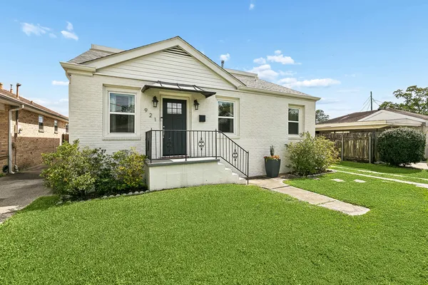 $380,000 | 921 North Turnbull Drive, Metairie, LA 70001