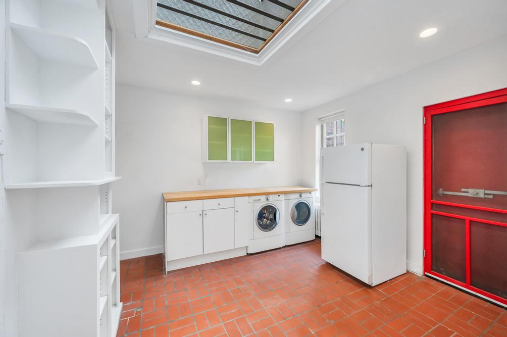 334 East 22nd Street, Unit 1 Manhattan, NY 10010 - Photo 6 of 18