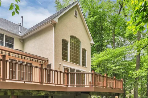 $1,125,000 | 6 Pine Acres Drive, Medford, NJ 08055