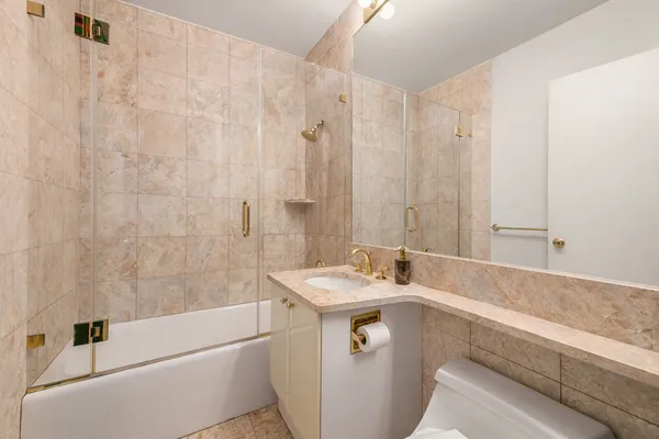 $5,300 | 200 Riverside Boulevard, Unit 10G | Upper West Side