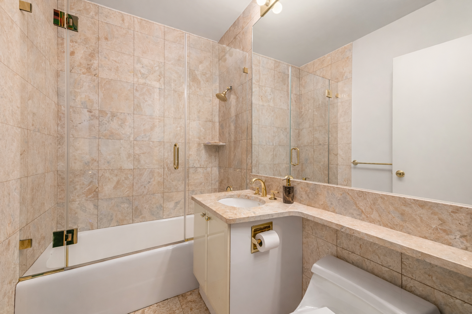 200 Riverside Boulevard, Unit 10G Manhattan, NY 10069 - Photo 10 of 14