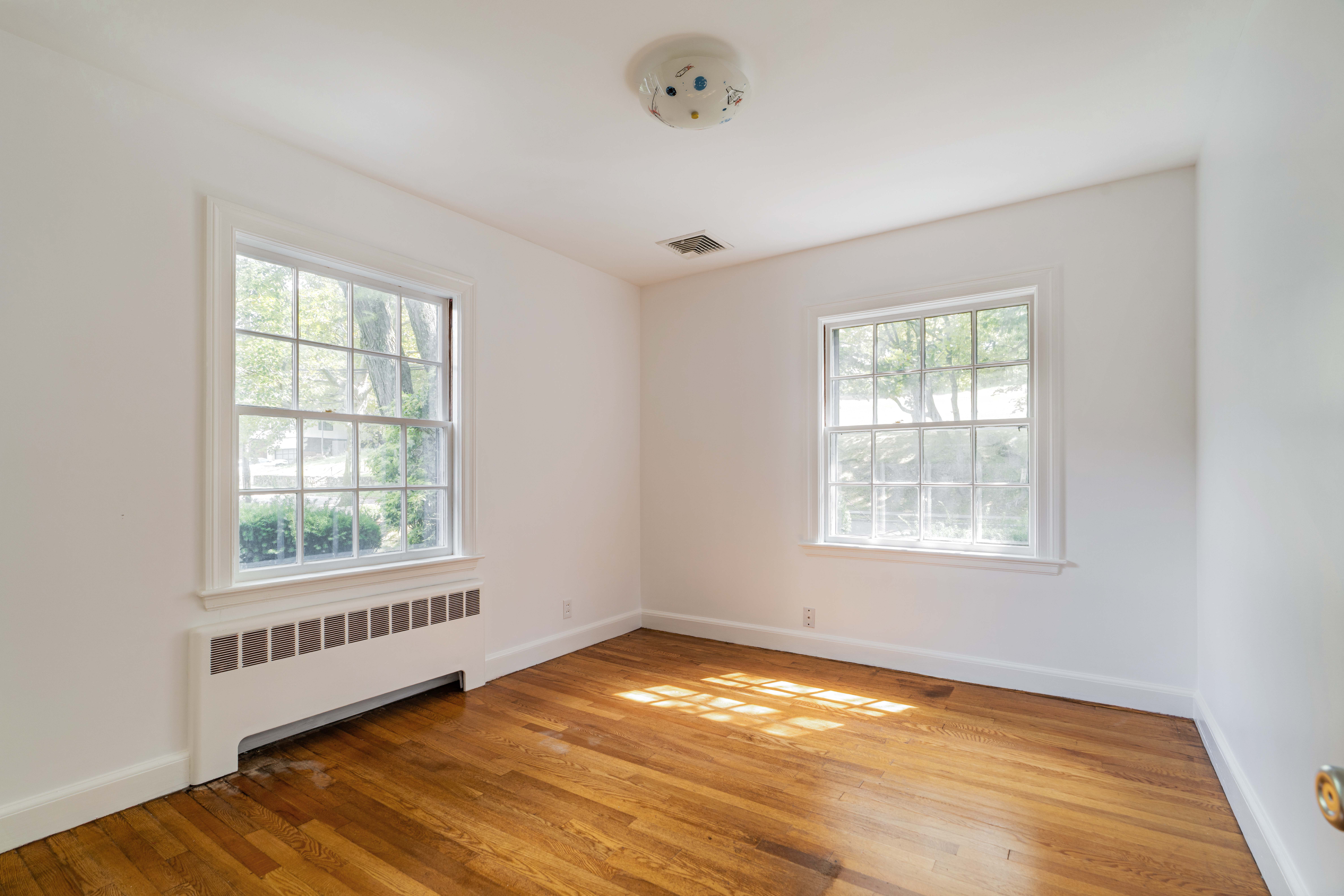 77 Jordan Road Brookline, MA 02446 - Photo 9 of 29 Gallery Image 9