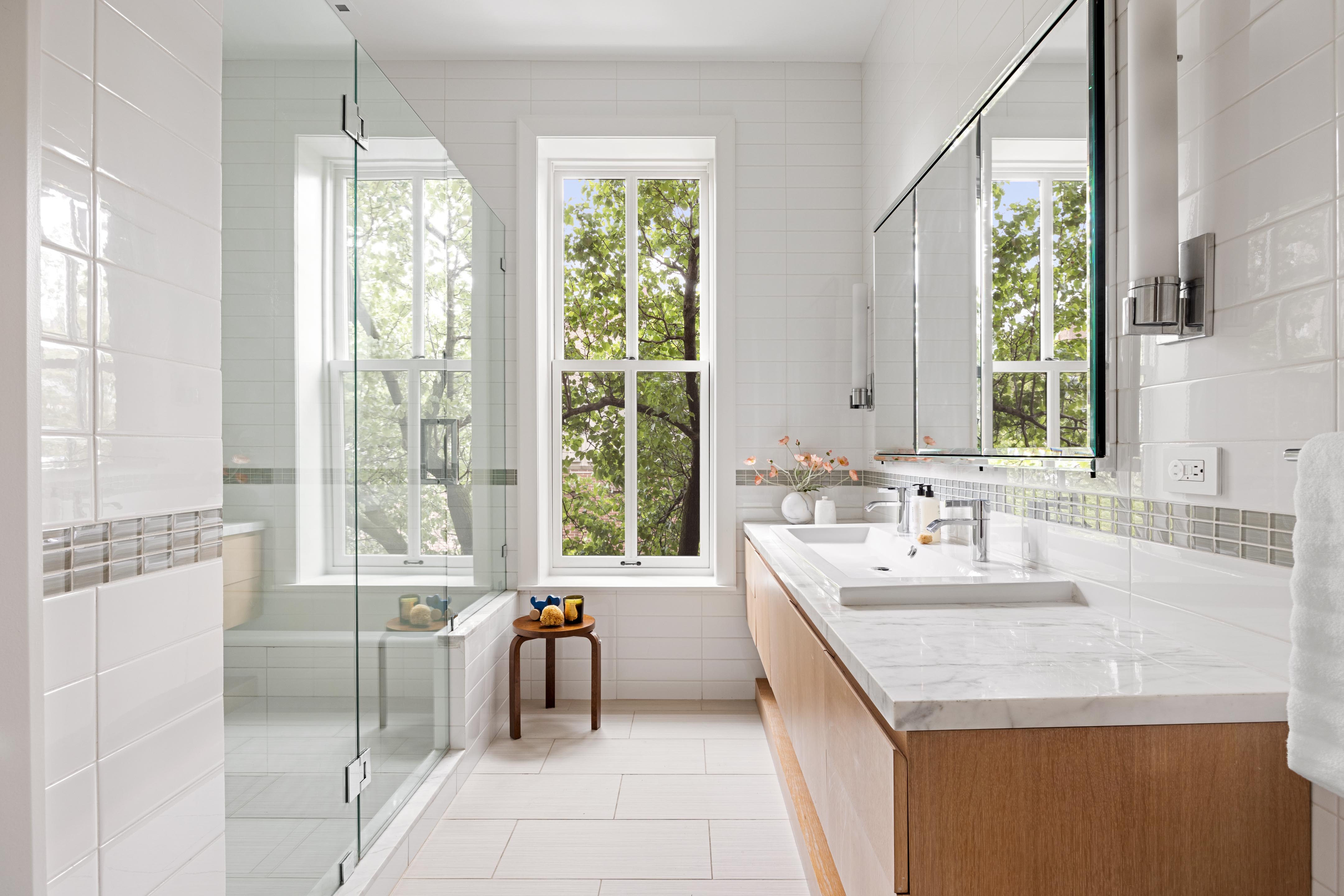 214 West 11th Street Manhattan, NY 10014 - Photo 12 of 25