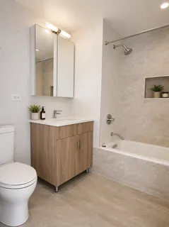 $950,000 | 46-20 11th Street, Unit 5F | Long Island City