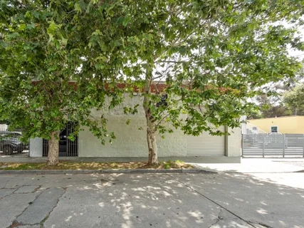 $1,995,000 | 2860 Glenview Avenue, Los Angeles, CA 90039