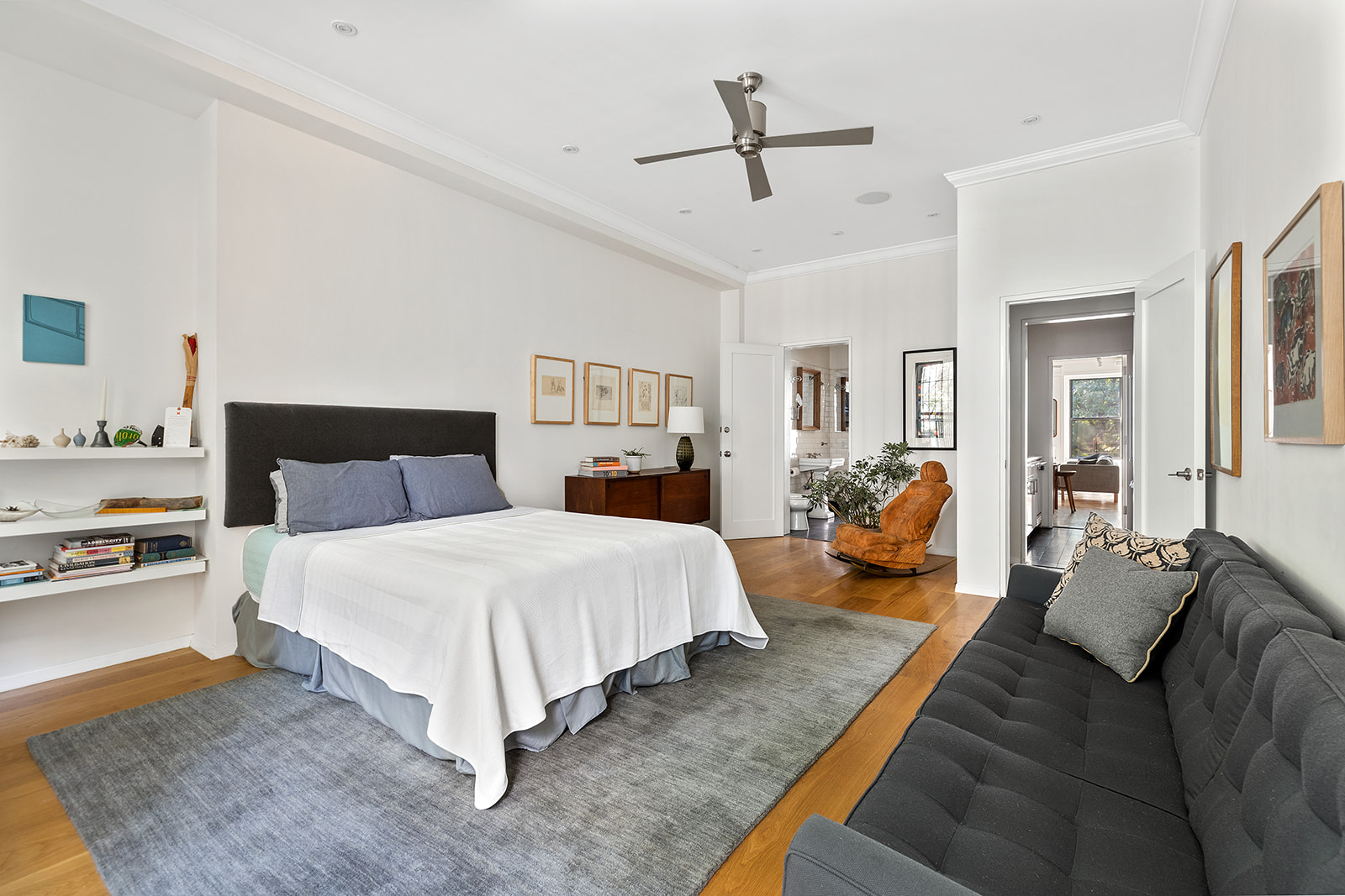 313 East 10th Street, Unit 3 Manhattan, NY 10009 - Photo 6 of 10