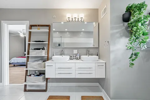 $1,150,000 | 604 North 4th Street, Philadelphia, PA 19123