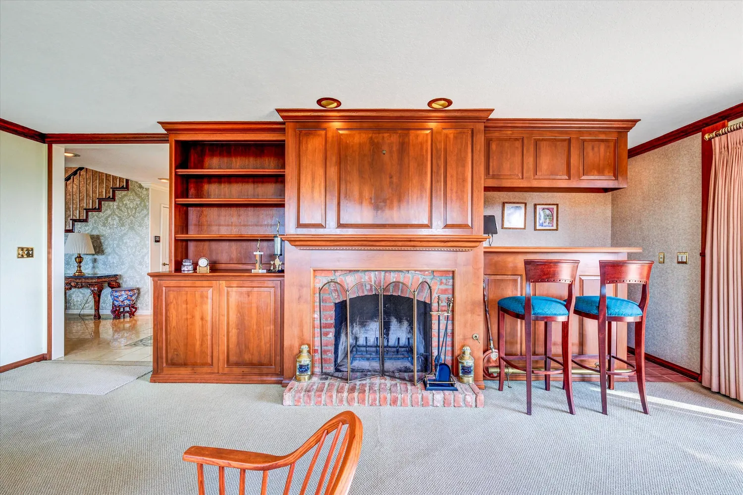 $2,998,000 | 441 Audraine Drive, Glendale, CA 91202