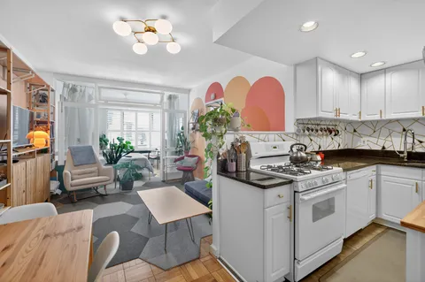 Contact Agent | 1 Scott Circle Northwest, Unit 106, Washington, DC 20036