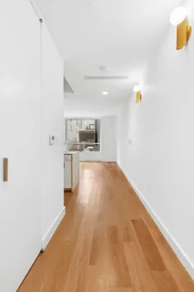 $715,000 | 301 East 61st Street, Unit 2C | Lenox Hill