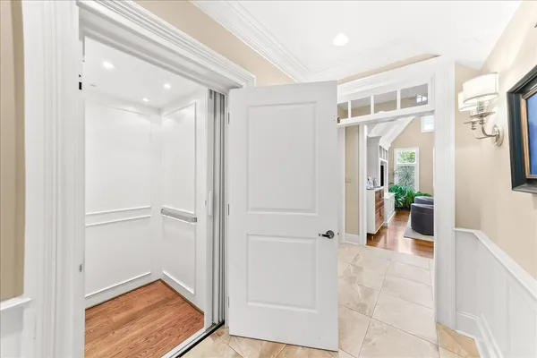 $2,000,000 | 108 Green Lane, Haverford, PA 19041