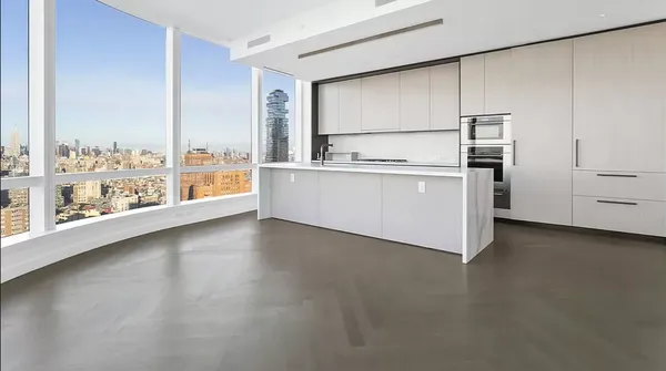 $35,000 | 111 Murray Street, Unit 43W | TriBeCa