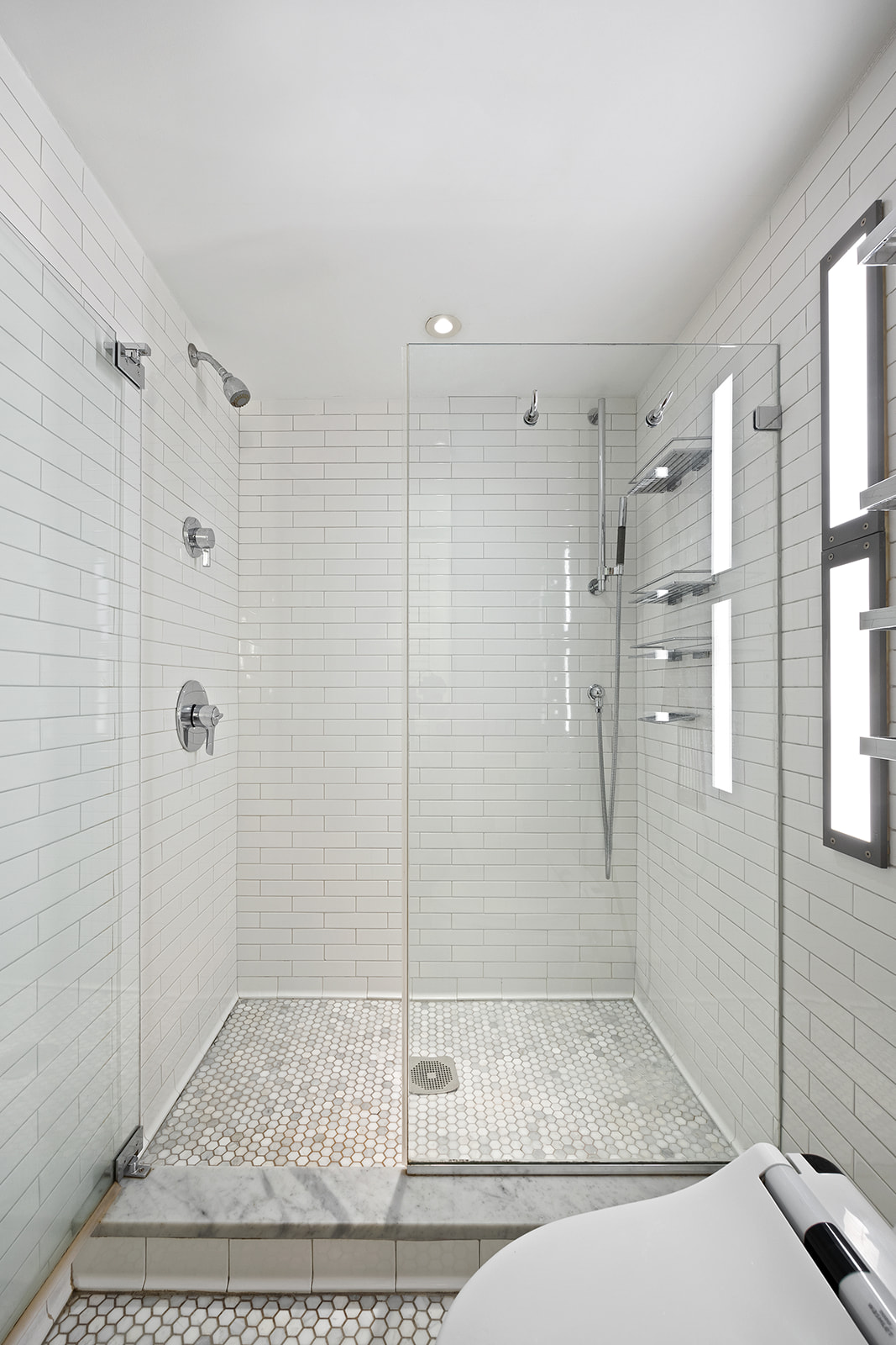 993 Lorimer Street, Unit 1 Brooklyn, NY 11222 - Photo 7 of 12