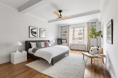 $3,700,000 | 180 East 79th Street, Unit 14G | Upper East Side