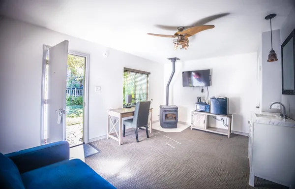 $3,750,000 | 16390 4th Street, Guerneville, CA 95446