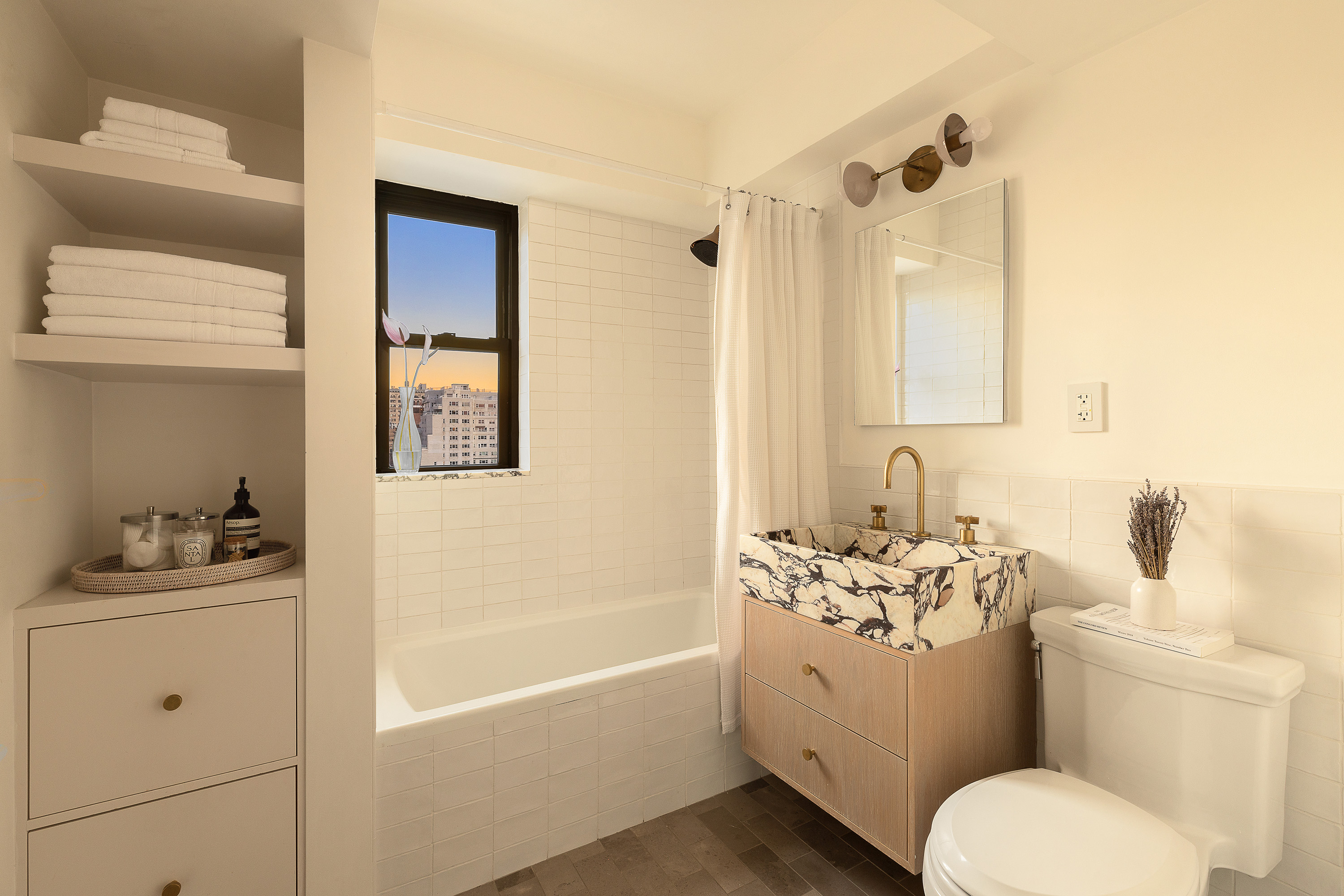 175 West 13th Street, Unit 17B Manhattan, NY 10011 - Photo 9 of 13