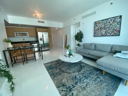 $718,000 | 950 Brickell Bay Drive, Unit 2206, Miami, FL 33131