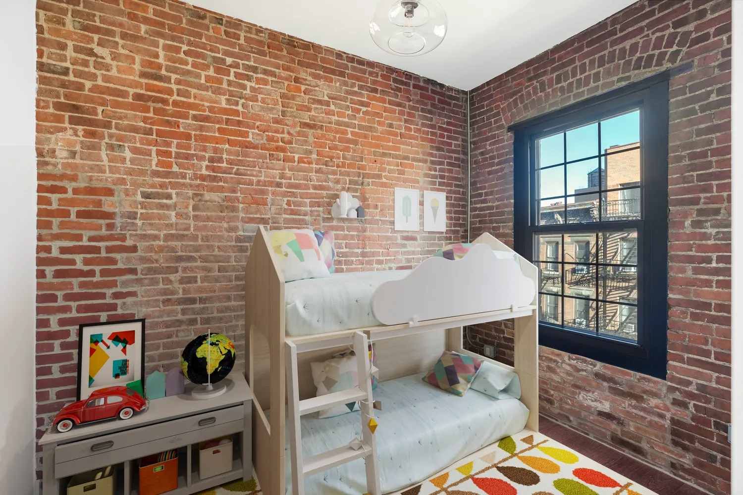 $6,600 | 406 West 52nd Street, Unit 1 | Hell's Kitchen