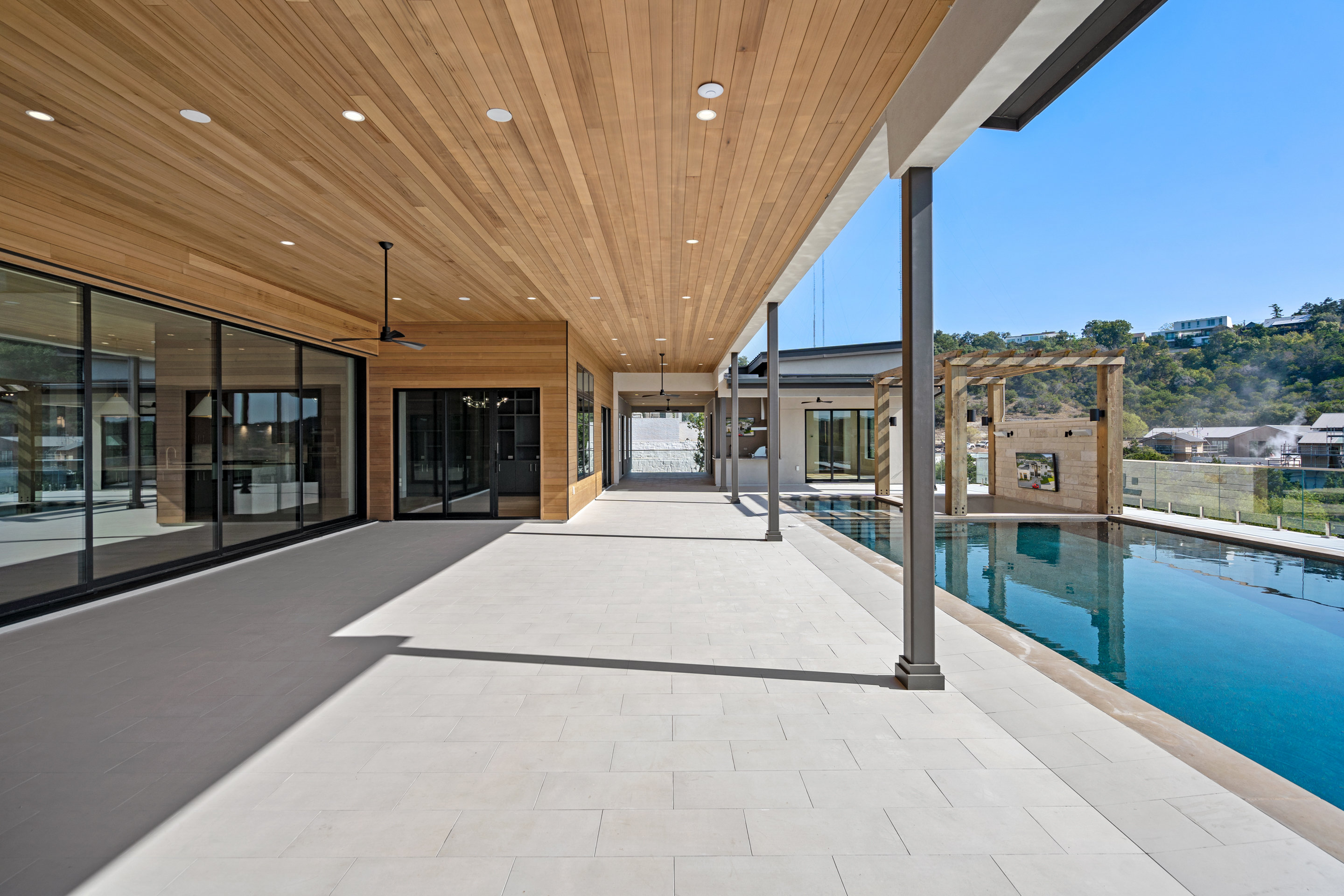 1905 Hallam Drive Austin, TX 78746 - Photo 33 of 39 a outdoor space with balcony