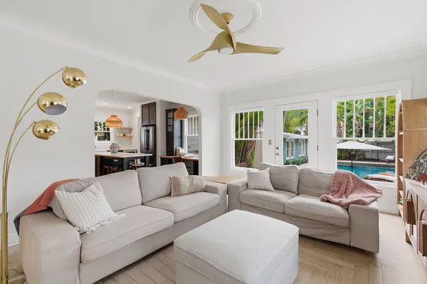 $1,549,000 | 816 16th Avenue Northeast, St. Petersburg, FL 33704