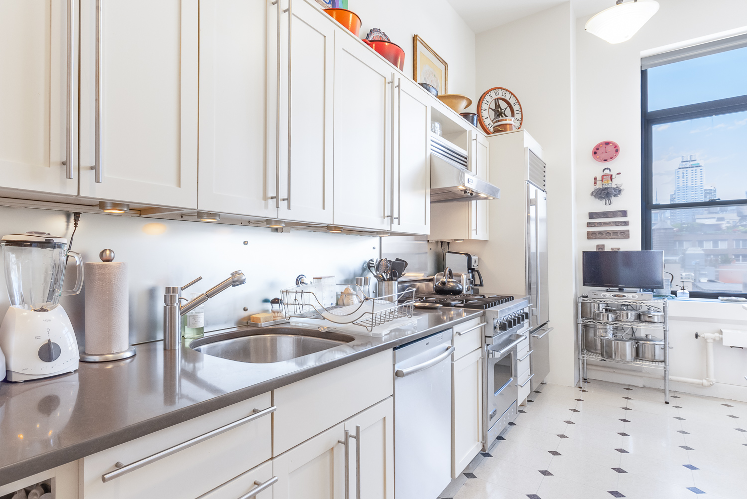 161 West 15th Street, Unit PHB Manhattan, NY 10011 - Photo 5 of 19