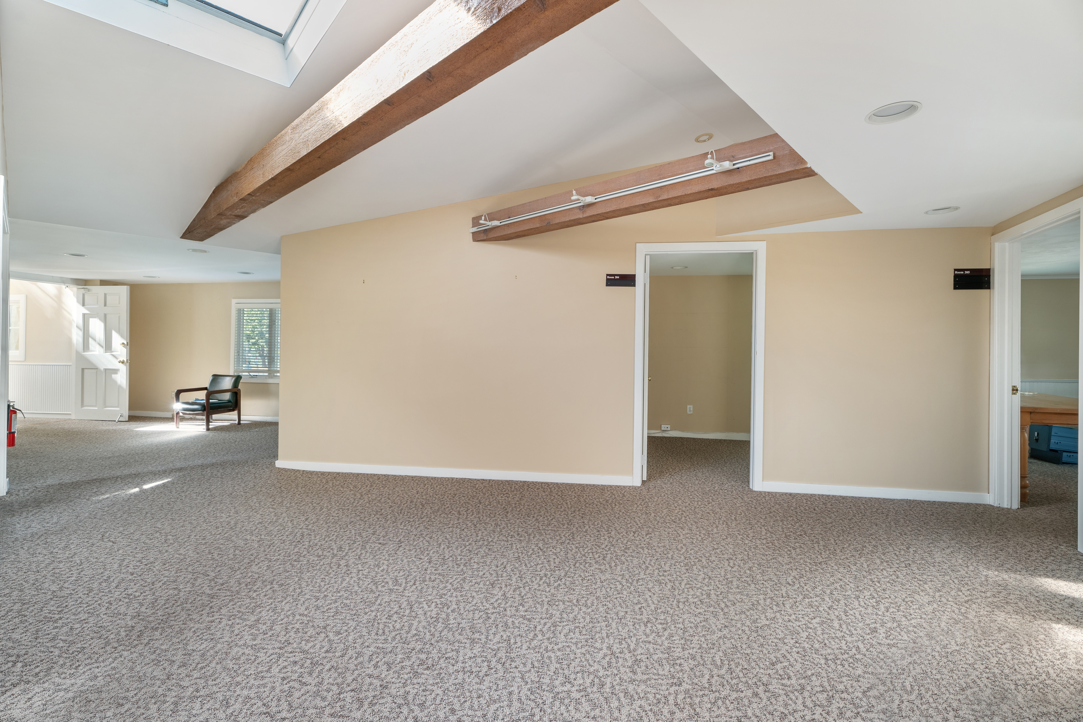 3 Railroad Avenue East Hampton, NY 11937 - Photo 34 of 42 Gallery Image 34