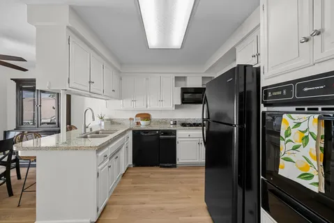 $455,000 | 18915 Circle Of Friends, Newhall, CA 91321
