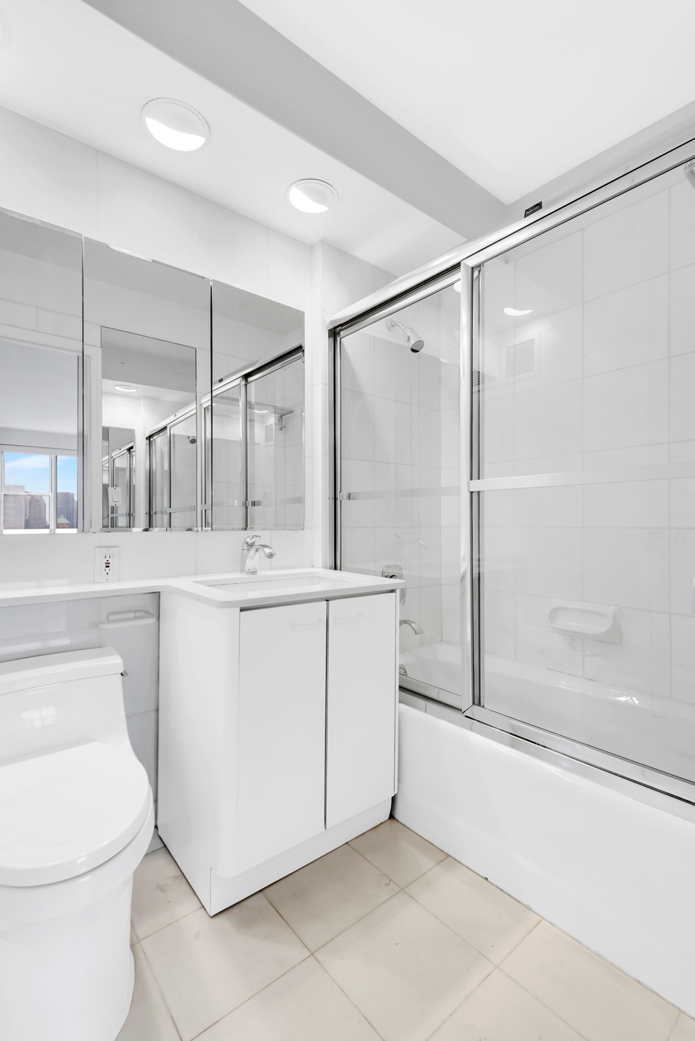 340 East 64th Street, Unit 32C Manhattan, NY 10065 - Photo 14 of 15