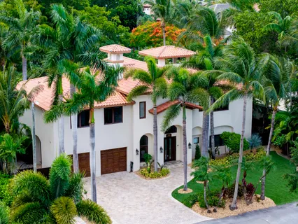 $3,400,000 | 2719 Northeast 19th Street, Fort Lauderdale, FL 33305