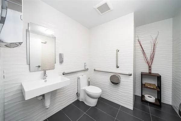 $1,400 | 258 Newark Street, Unit 203, Hoboken, NJ 07030