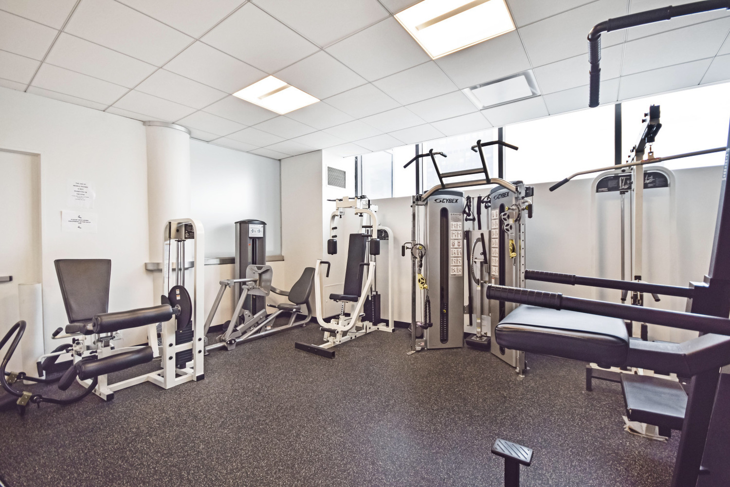 240 East 47th Street, Unit 4B Manhattan, NY 10017 - Photo 21 of 25 a view of a room with gym equipment