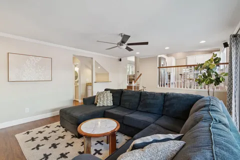 $1,049,000 | 112 Rose Petal Court, Petaluma, CA 94954