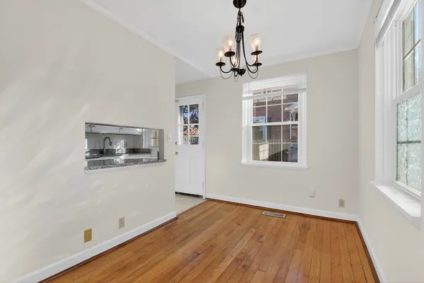 $590,000 | South Stafford Street, Arlington, VA 22206