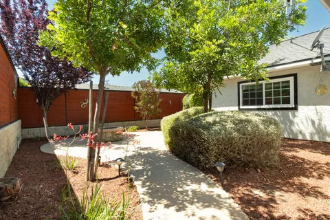 $875,000 | 304 North Cataract Avenue, San Dimas, CA 91773