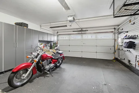 $1,049,000 | 9525 High Park Lane, San Diego, CA 92129