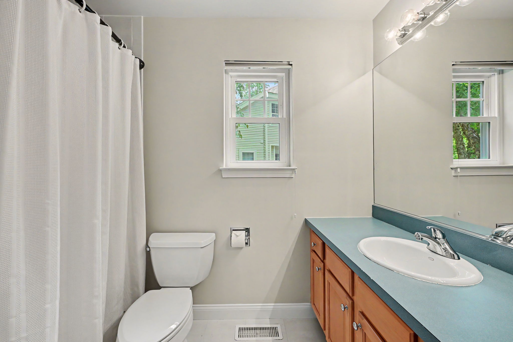 34 Winding Ridge Road White Plains, NY 10603 - Photo 14 of 41