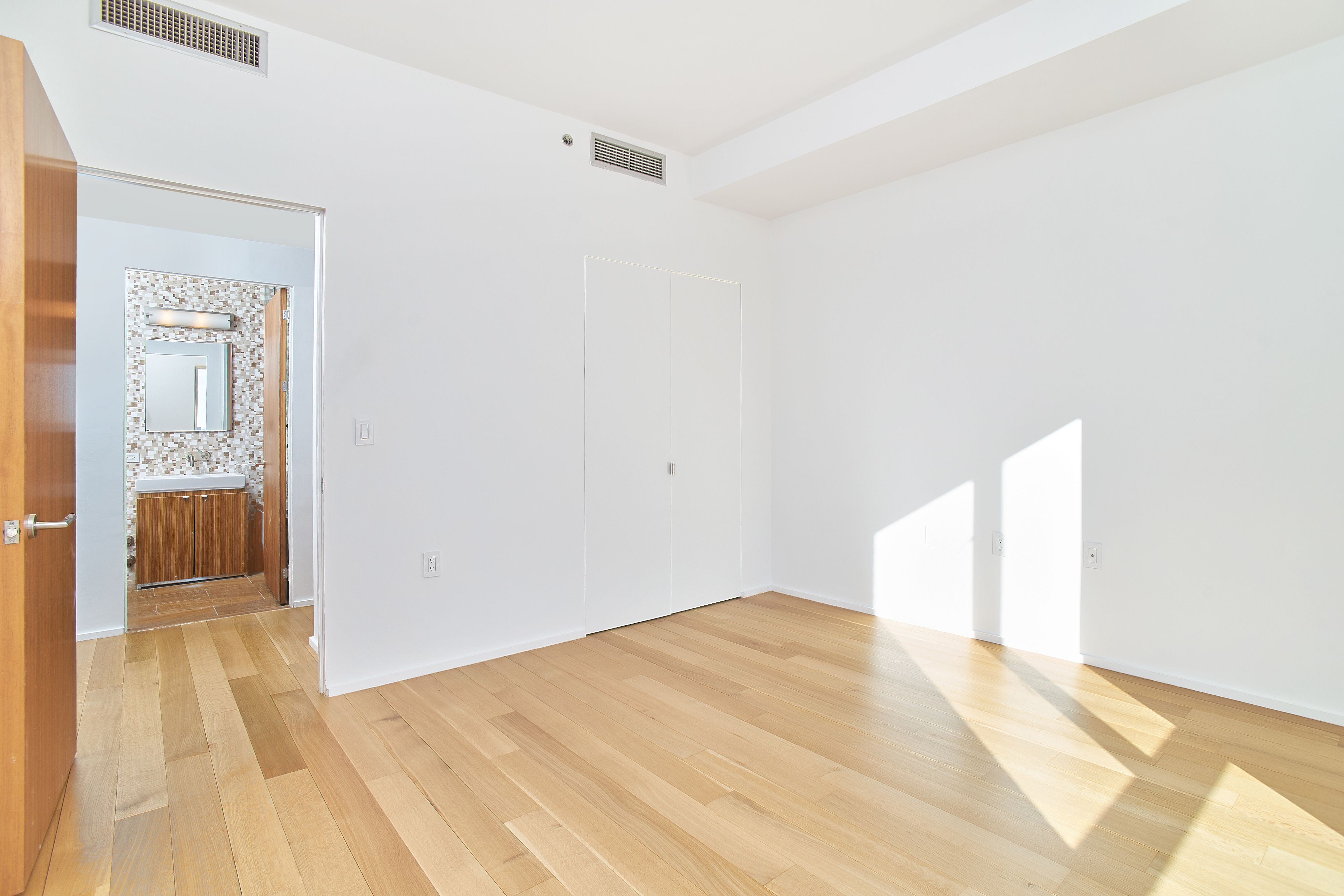 2280 Frederick Douglass Boulevard, Unit PHE Manhattan, NY 10027 - Photo 12 of 17