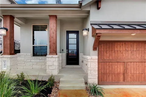 a house view with a outdoor space