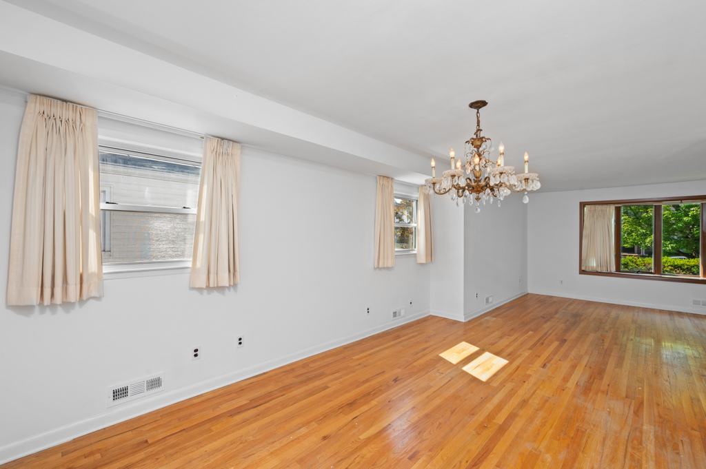 159 Wolverine Street Staten Island, NY 10306 - Photo 7 of 22