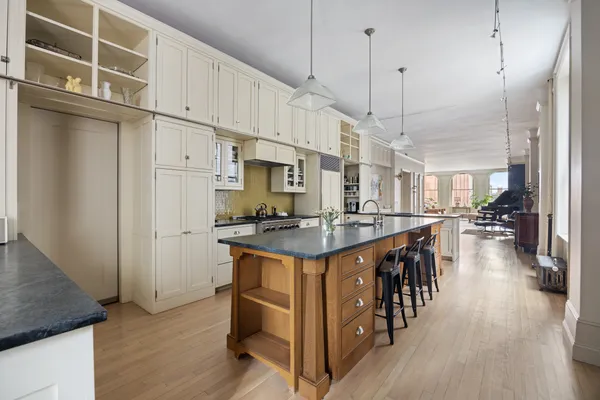 $5,000,000 | 714 Broadway, Unit 8 | NoHo